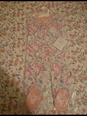 Burts Bees Floral Pink & Purple Baby One-Piece Footed Sleeper 6/9 Months